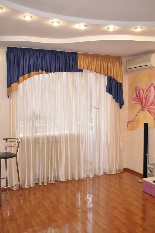 Apartment On Oleksandra Polia Avenue 110 Dněpropetrovsk Exteriér fotografie